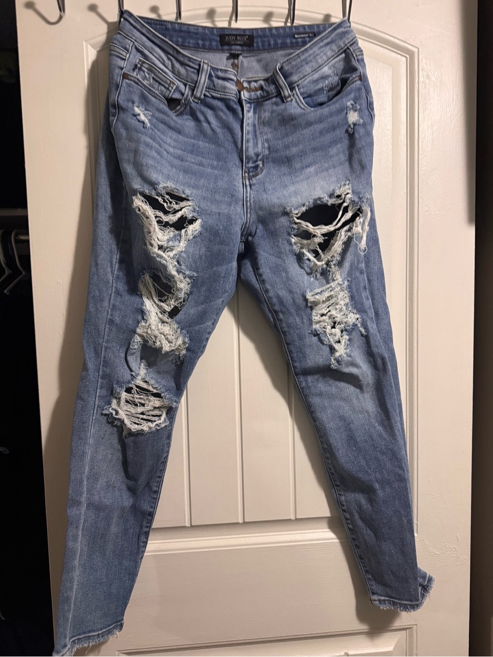 Judy Blue Light Blue Distressed Boyfriend Jeans
